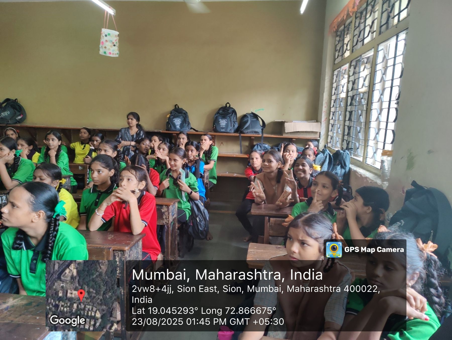 A menstrual hygiene session run by Project Inaayat